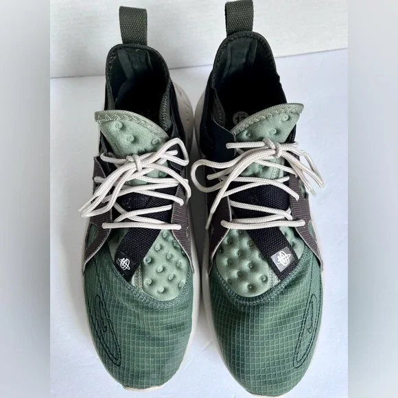 Nike Men’s Huarache-Type Size 13 - Picture 4 of 10